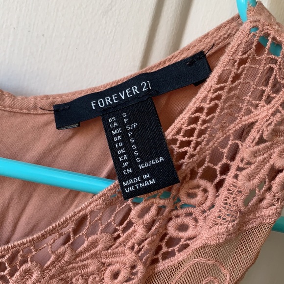 Forever 21 romper - Picture 2 of 10